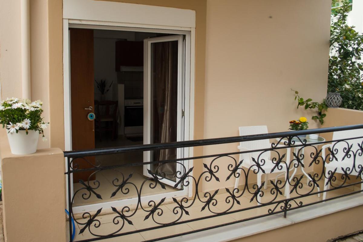 Sun By The Sea 2 Apartment Agia Pelagia  Exterior photo
